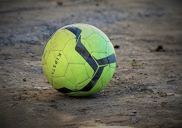 他無疑是年 他無疑是年