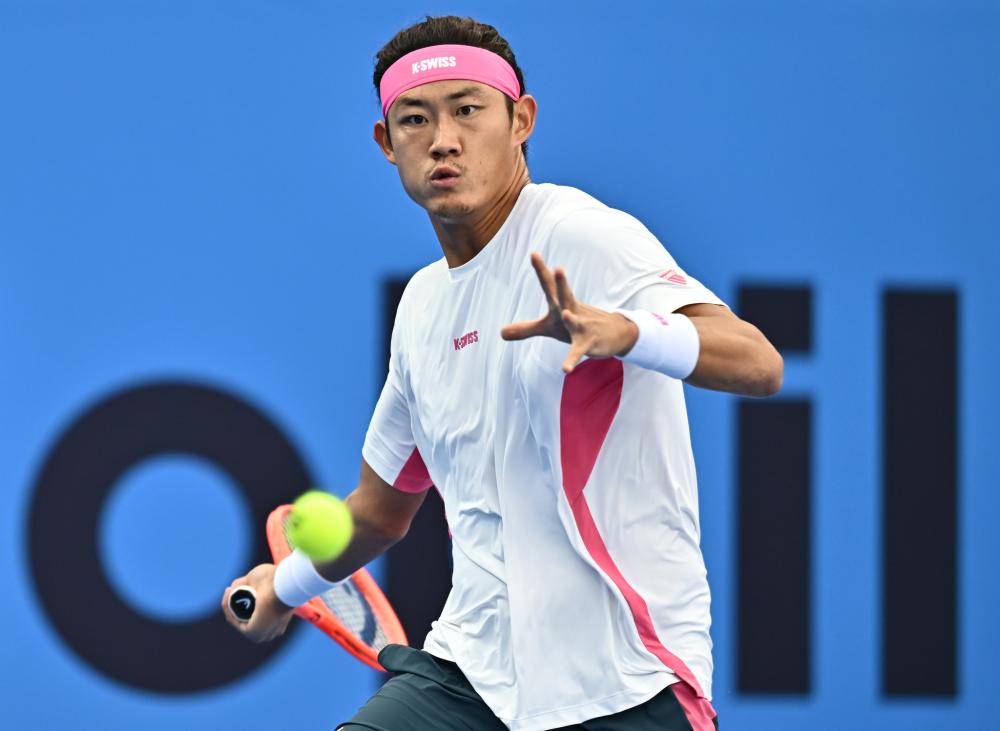 发球都经过 发球都经过